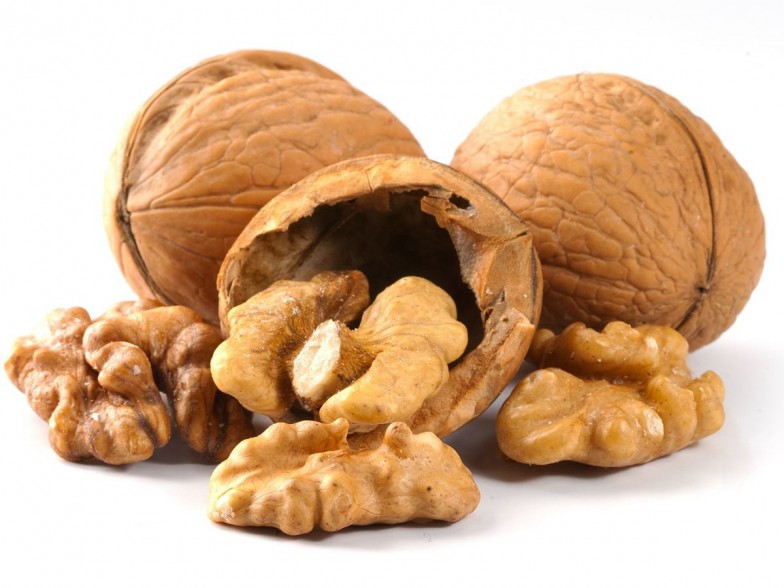 4 Delicious Foods You’ll Want To Eat for Healthier Hair & Skin - Walnuts