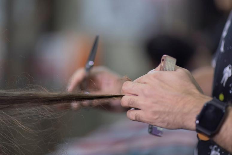 MOBILESTYLES Breaking up With Your Hairdresser Etiquette MOBILESTYLES Breaking up With Your Hairdresser Etiquette