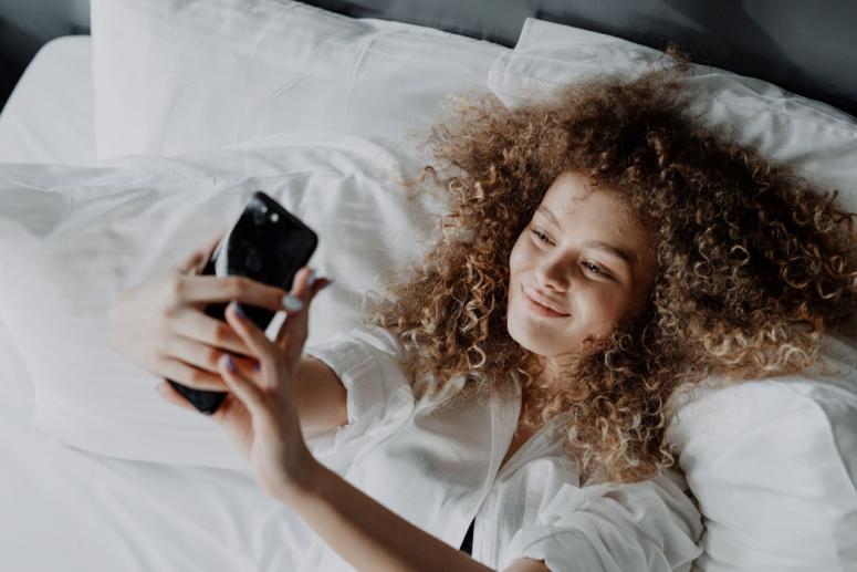Selfie Tips for Taking the Perfect Photo Selfie Tips for Taking the Perfect Photo