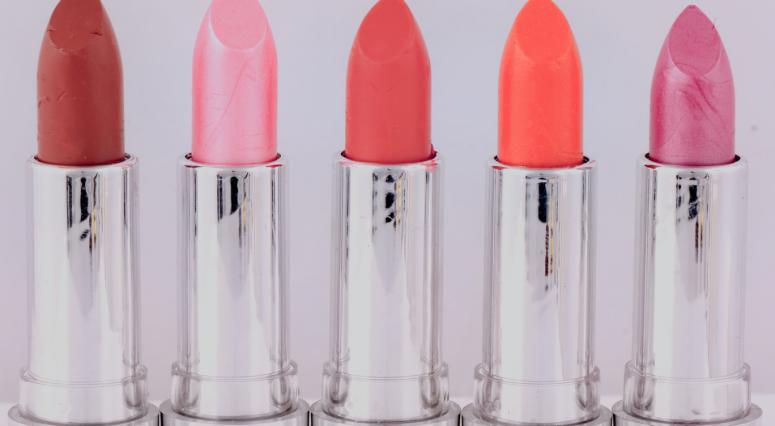 How To Find The Best Flattering Lipstick For Your Skintone How To Find The Best Flattering Lipstick For Your Skintone
