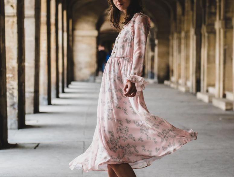 Pop the Bubbly in These Summer Wedding Outfit Ideas Pop the Bubbly in These Summer Wedding Outfit Ideas