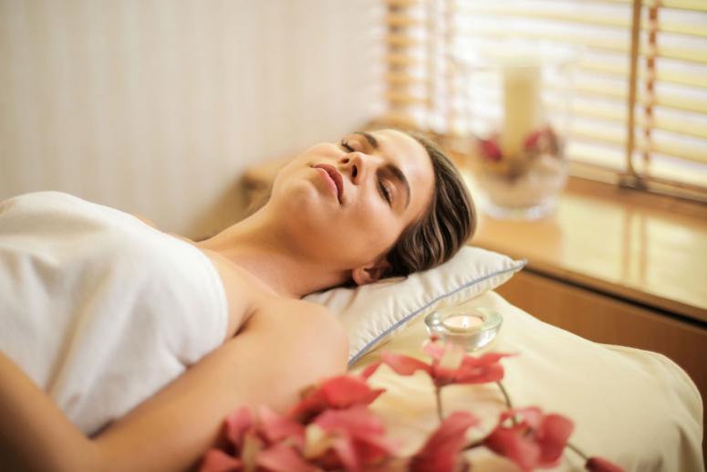 The Best Spa Treatments For Glowing Skin The Best Spa Treatments For Glowing Skin