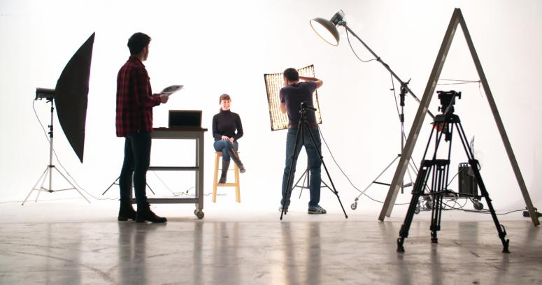 How to Take a Professional Business Photo of Your Client How to Take a Professional Business Photo of Your Client