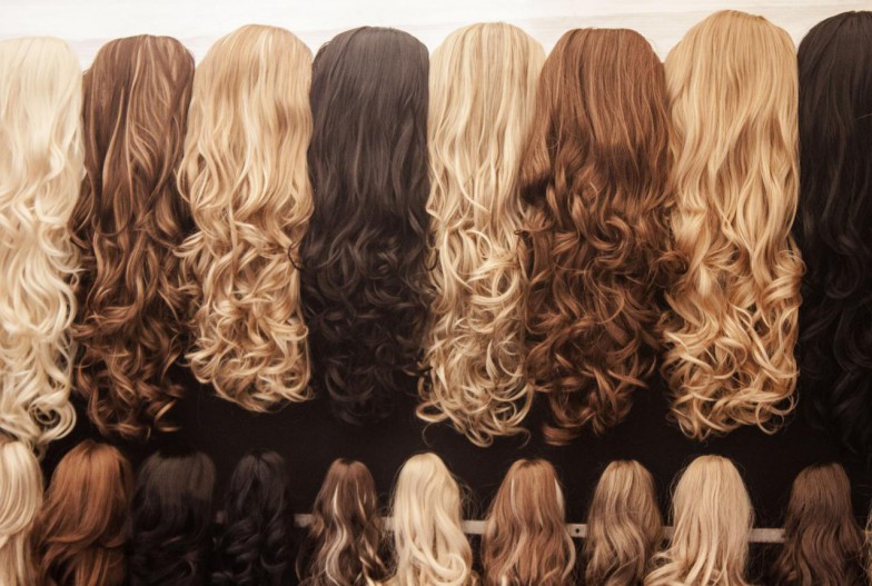 Weaves vs. Wigs: What's the Difference?