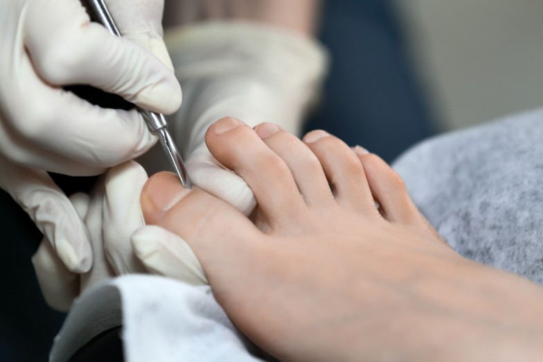 French Tip Pedicure