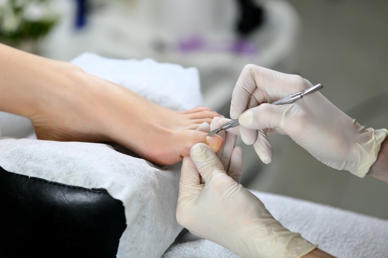 French Tip Pedicure