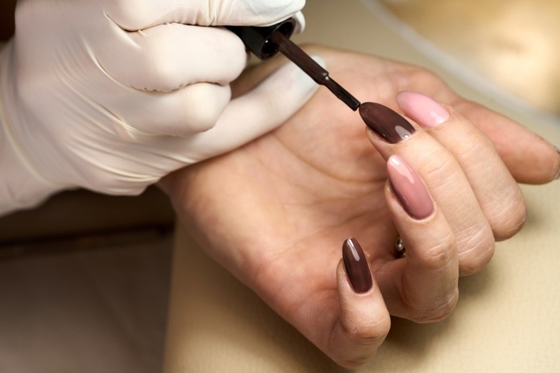 brown nails