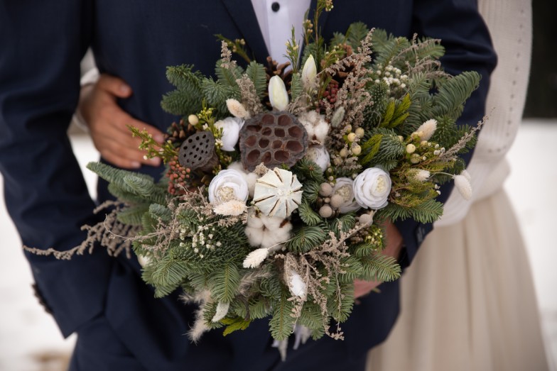 Winter Wedding Flowers