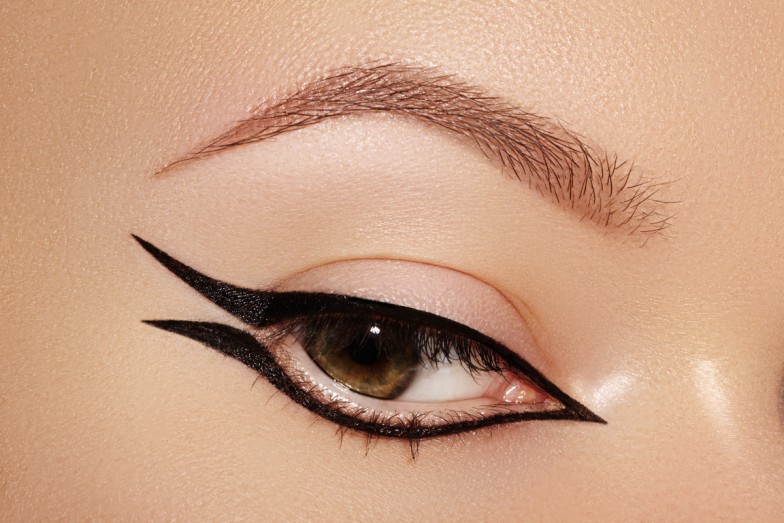 Graphic Eyeliner