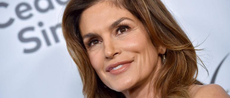 Cindy Crawford-inspired beauty Cindy Crawford-inspired beauty