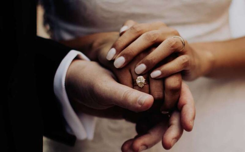 Summer Wedding Nails