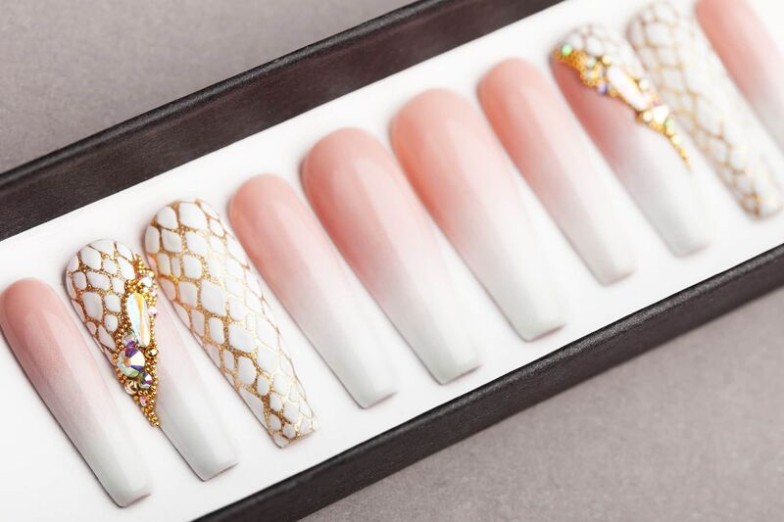 Summer Wedding Nails