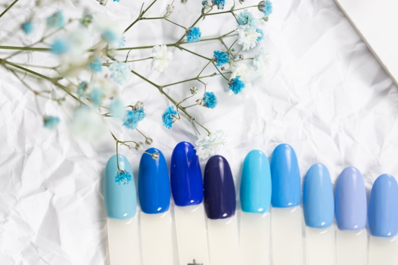 blue nails