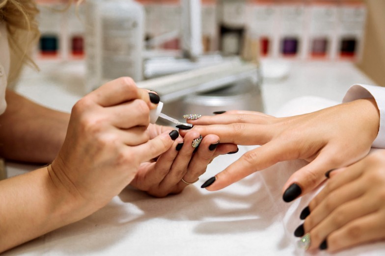 black manicure