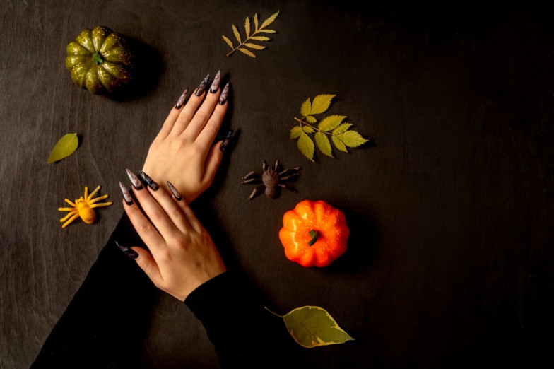 autumn manicure