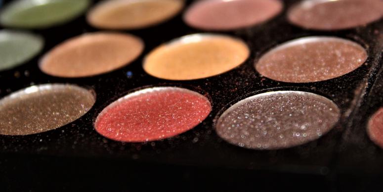 Male Makeup Artists Whos Who in YouTubes Top 10 Male Makeup Artists Whos Who in YouTubes Top 10