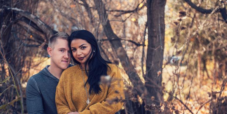 Get Cozy With These Autumn Romance Date Ideas Get Cozy With These Autumn Romance Date Ideas
