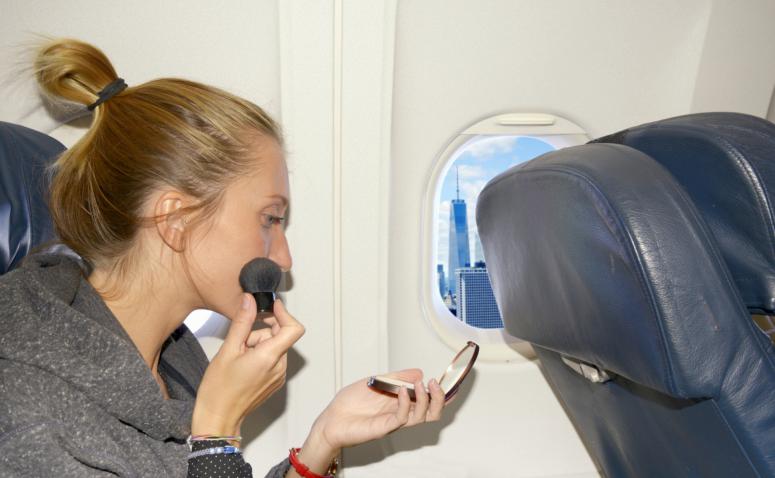How To Perform In-Flight Skincare