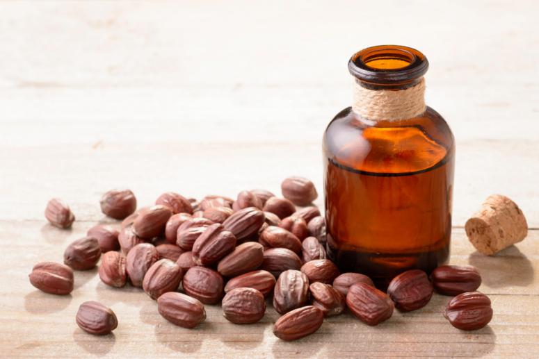 Jojoba Body Oil Beauty Benefits