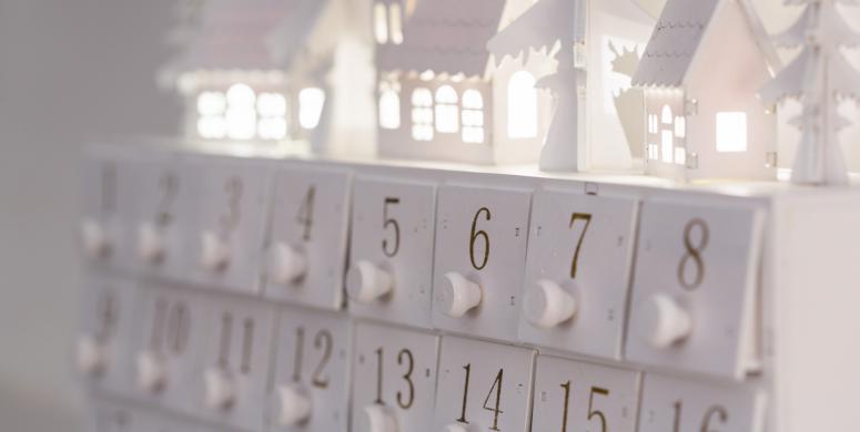 Advent Calendar Gift Boxes Are All The Rage Advent Calendar Gift Boxes Are All The Rage
