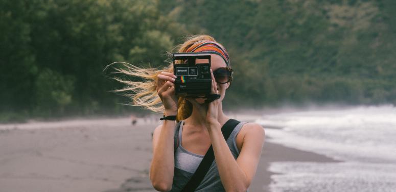 Flashback 90s Fashion Comeback