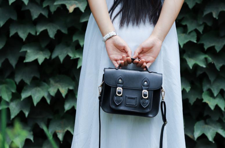 5 Insanely Stylish Vegan Handbags