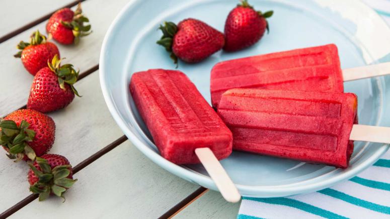 DIY Popsicle Recipe for Those Extra Hot Days DIY Popsicle Recipe for Those Extra Hot Days