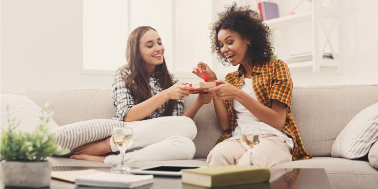 Perfect Christmas Gift Ideas to Get Your Besties