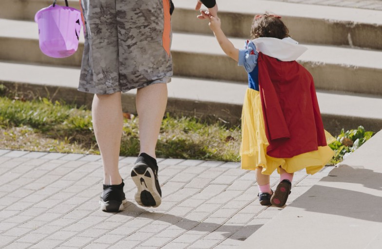 toddler wearing snow white costume photo