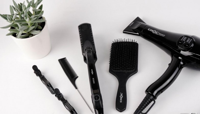 black hair brush photo