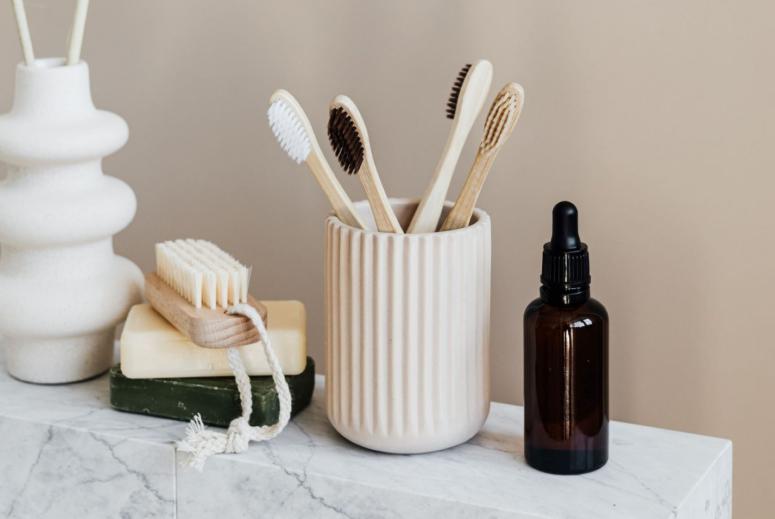 5 Sustainable Swaps for Health and Beauty Products 5 Sustainable Swaps for Health and Beauty Products