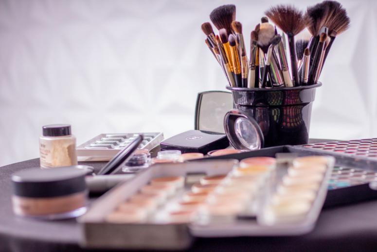 4 Budget Friendly Beauty Duped Cosmetics 4 Budget Friendly Beauty Duped Cosmetics