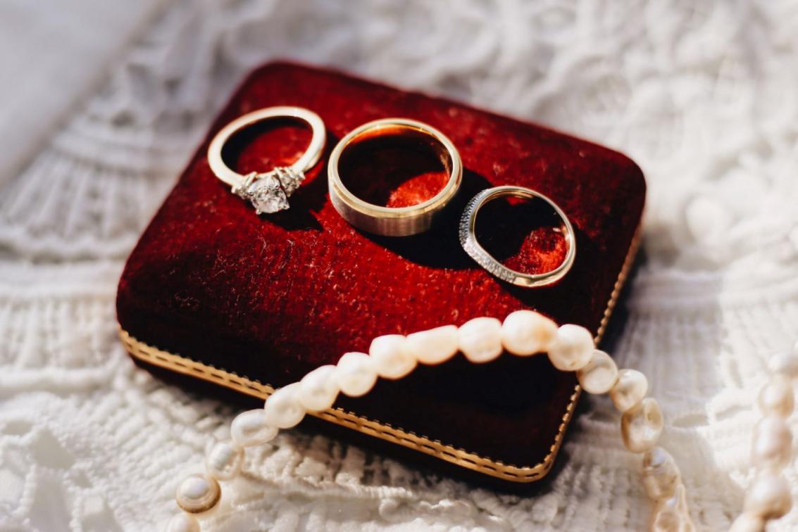 10 Jewelry Myths Debunked