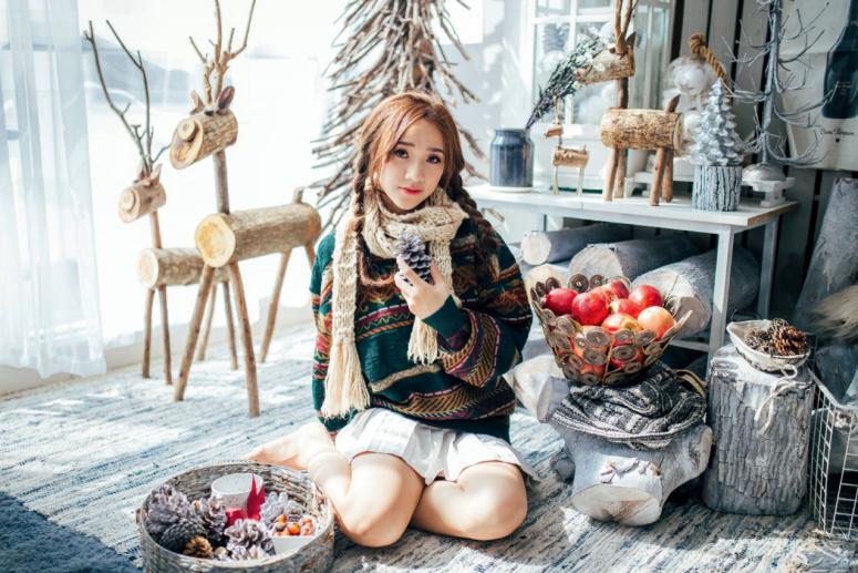 Christmas Makeup Looks for the Holidays Christmas Makeup Looks for the Holidays